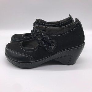 Jambu Emerald Mary Jane Clogs